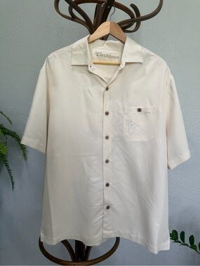 NWT Caribbean Cream Embroidered Parrot Button Up Tropical Camp Shirt